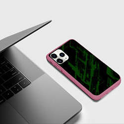 Чехол iPhone 11 Pro матовый Зелёные точки на чёрном фоне, цвет: 3D-малиновый — фото 2
