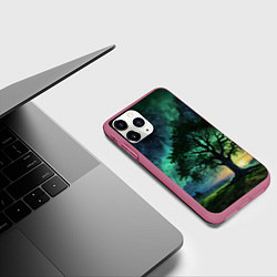 Чехол iPhone 11 Pro матовый Дерево под северным сиянием, цвет: 3D-малиновый — фото 2