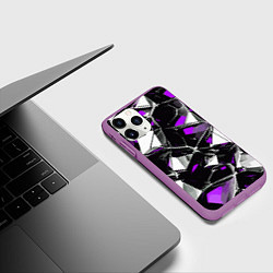 Чехол iPhone 11 Pro матовый Фиолетово-белый паттерн на чёрном фоне, цвет: 3D-фиолетовый — фото 2
