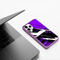 Чехол iPhone 11 Pro матовый Diagonal black and white stripes on a purple backg, цвет: 3D-фиолетовый — фото 2