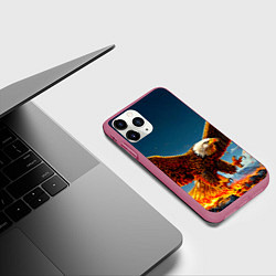 Чехол iPhone 11 Pro матовый Парящий над огнем орел, цвет: 3D-малиновый — фото 2