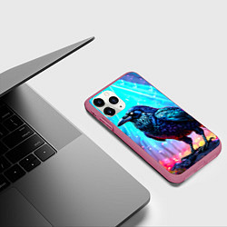 Чехол iPhone 11 Pro матовый Черный ворон в неоне, цвет: 3D-малиновый — фото 2