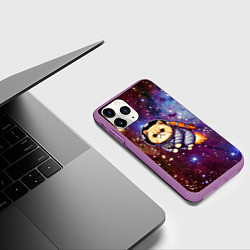 Чехол iPhone 11 Pro матовый Котик космонавт в открытом космосе, цвет: 3D-фиолетовый — фото 2