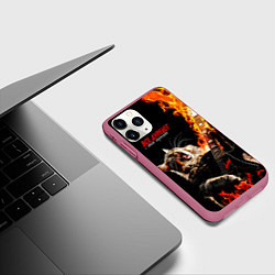 Чехол iPhone 11 Pro матовый Все дуреют с этой серенады, цвет: 3D-малиновый — фото 2
