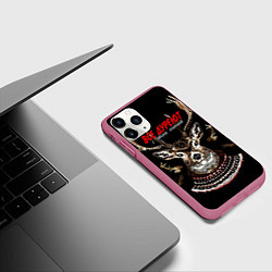 Чехол iPhone 11 Pro матовый Все дуреют с этих оленей, цвет: 3D-малиновый — фото 2