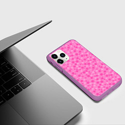 Чехол iPhone 11 Pro матовый Малиново розовые пузыри и горохи, цвет: 3D-фиолетовый — фото 2