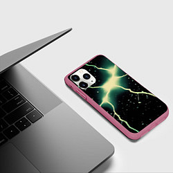 Чехол iPhone 11 Pro матовый Зеленый разлом на черном небе, цвет: 3D-малиновый — фото 2