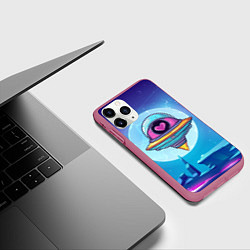 Чехол iPhone 11 Pro матовый Нло с сердечком внутри, цвет: 3D-малиновый — фото 2