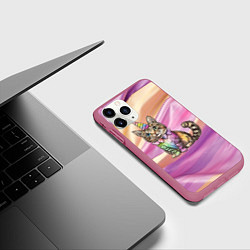 Чехол iPhone 11 Pro матовый Котенок в костюме единорога, цвет: 3D-малиновый — фото 2