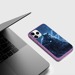 Чехол iPhone 11 Pro матовый Волк повелитель молний, цвет: 3D-фиолетовый — фото 2