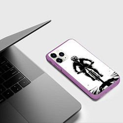 Чехол iPhone 11 Pro матовый Велосипедист чб, цвет: 3D-фиолетовый — фото 2