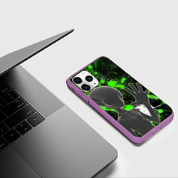 Чехол iPhone 11 Pro матовый Инопланетянин и его эктоплазма, цвет: 3D-фиолетовый — фото 2