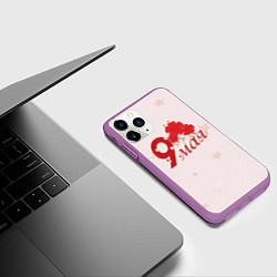 Чехол iPhone 11 Pro матовый 9 мая гвоздики, цвет: 3D-фиолетовый — фото 2