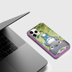 Чехол iPhone 11 Pro матовый Тоторо в лесу акварель, цвет: 3D-фиолетовый — фото 2