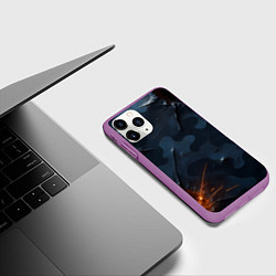 Чехол iPhone 11 Pro матовый Камуфляжная текстура с дырами, цвет: 3D-фиолетовый — фото 2