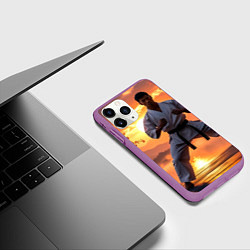 Чехол iPhone 11 Pro матовый Сакура и каратист, цвет: 3D-фиолетовый — фото 2