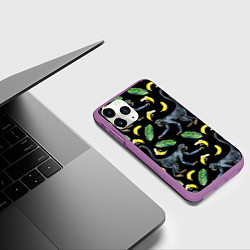 Чехол iPhone 11 Pro матовый Обезьянки и бананы, цвет: 3D-фиолетовый — фото 2