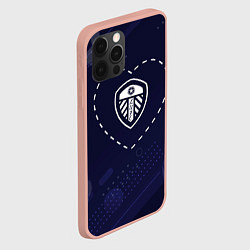 Чехол для iPhone 12 Pro Max Лого Leeds United в сердечке на фоне мячей, цвет: 3D-светло-розовый — фото 2