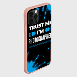 Чехол для iPhone 12 Pro Max Trust me Im photographer dark, цвет: 3D-светло-розовый — фото 2