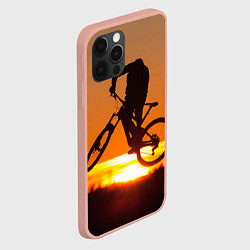 Чехол для iPhone 12 Pro Max Велосипедист на закате, цвет: 3D-светло-розовый — фото 2