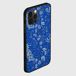 Чехол для iPhone 12 Pro Белые лепестки на синем фоне, цвет: 3D-черный — фото 2
