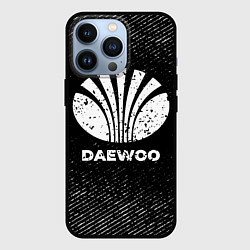 Чехол iPhone 13 Pro Daewoo с потертостями на темном фоне