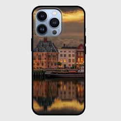 Чехол для iPhone 13 Pro Мирный город на воде и тучи, цвет: 3D-черный