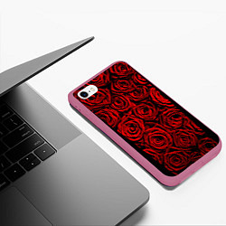Чехол iPhone 6/6S Plus матовый Унисекс / Красные розы, цвет: 3D-малиновый — фото 2