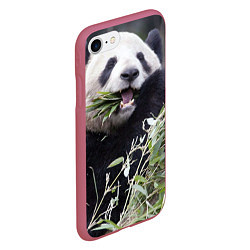 Чехол iPhone 7/8 матовый Панда кушает, цвет: 3D-малиновый — фото 2
