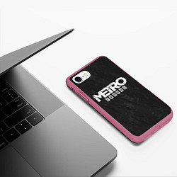 Чехол iPhone 7/8 матовый Metro Exodus: Space Grey, цвет: 3D-малиновый — фото 2
