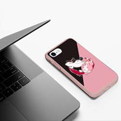 Чехол iPhone 7/8 матовый MONOKUMA X MONOMI, цвет: 3D-светло-розовый — фото 2