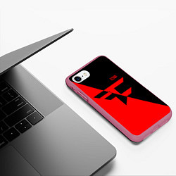 Чехол iPhone 7/8 матовый FaZe Clan: Red & Black, цвет: 3D-малиновый — фото 2