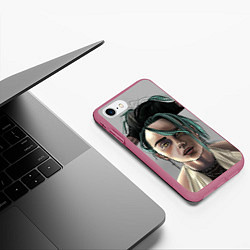 Чехол iPhone 7/8 матовый Билли Айлиш, цвет: 3D-малиновый — фото 2