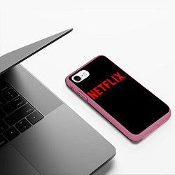 Чехол iPhone 7/8 матовый NETFLIX, цвет: 3D-малиновый — фото 2
