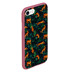 Чехол iPhone 7/8 матовый Паттерн из Тигров и Растений, цвет: 3D-малиновый — фото 2