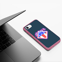 Чехол iPhone 7/8 матовый Far Cry 5 Logo, цвет: 3D-малиновый — фото 2