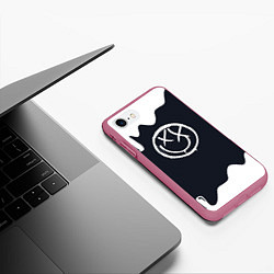Чехол iPhone 7/8 матовый Blink 182 потеки, цвет: 3D-малиновый — фото 2