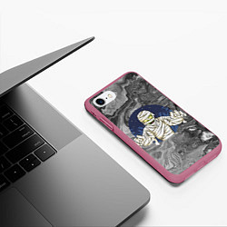 Чехол iPhone 7/8 матовый Мумия наводит ужас, цвет: 3D-малиновый — фото 2