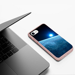 Чехол iPhone 7/8 матовый Яркая звезда над горизонтом - космос, цвет: 3D-светло-розовый — фото 2