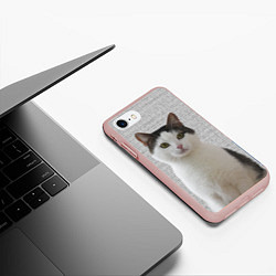 Чехол iPhone 7/8 матовый Задумчивый котик, цвет: 3D-светло-розовый — фото 2