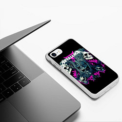 Чехол iPhone 7/8 матовый Металлика на фоне черепов рокеров, цвет: 3D-белый — фото 2