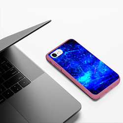Чехол iPhone 7/8 матовый Синий лёд и снежинки, цвет: 3D-малиновый — фото 2