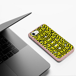 Чехол iPhone 7/8 матовый Агрессивный жёлтый паттерн, цвет: 3D-светло-розовый — фото 2
