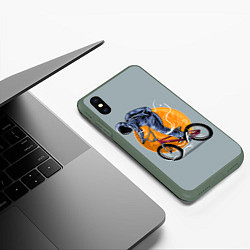 Чехол iPhone XS Max матовый Космический велосипедист Z, цвет: 3D-темно-зеленый — фото 2