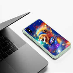 Чехол iPhone XS Max матовый Космический лев - неоновое свечение, цвет: 3D-салатовый — фото 2