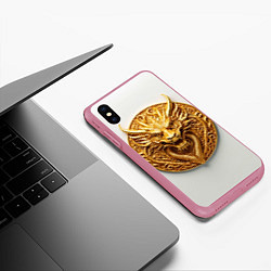 Чехол iPhone XS Max матовый Нейросеть - золотой талисман дракона, цвет: 3D-малиновый — фото 2