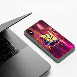 Чехол iPhone XS Max матовый Губка Боб с пистолетом в неоновом городе, цвет: 3D-темно-зеленый — фото 2