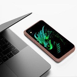 Чехол iPhone XS Max матовый Дракон с зеленым свечением, цвет: 3D-коричневый — фото 2