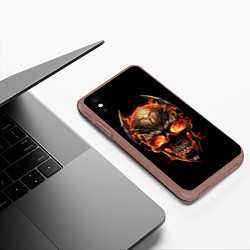 Чехол iPhone XS Max матовый Череп в огне, цвет: 3D-коричневый — фото 2