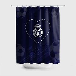 Шторка для душа Лого Real Madrid в сердечке на фоне мячей, цвет: 3D-принт